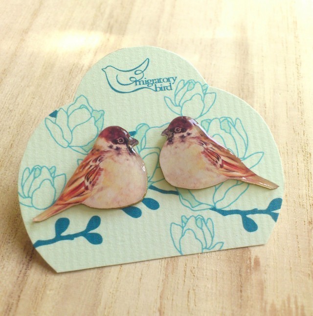 ふくらすずめのピアス ノンホールピアス Iichi ハンドメイド クラフト作品 手仕事品の通販