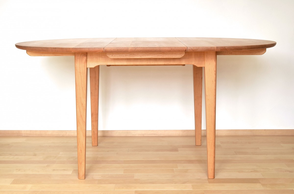 山桜の伸びる丸テーブル(4〜8人) | iichi ハンドメイド・クラフト作品