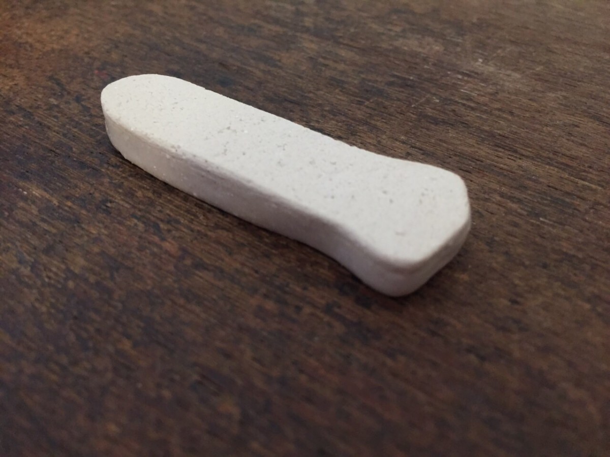 お面猫の箸置き 正面向き 025 Iichi ハンドメイド クラフト作品 手仕事品の通販