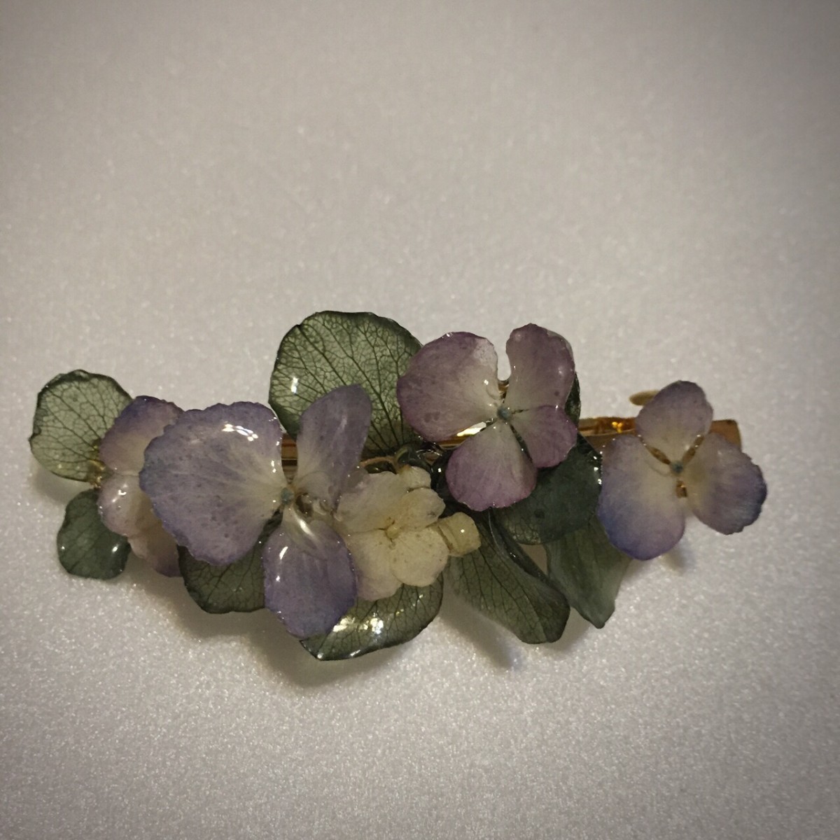 アジサイの花で作ったバレッタ 緑系 Iichi ハンドメイド クラフト作品 手仕事品の通販