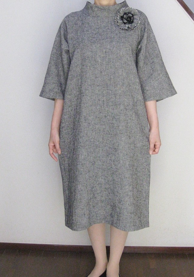 再販リネンラグランワンピース コサージュ付き Iichi ハンドメイド クラフト作品 手仕事品の通販