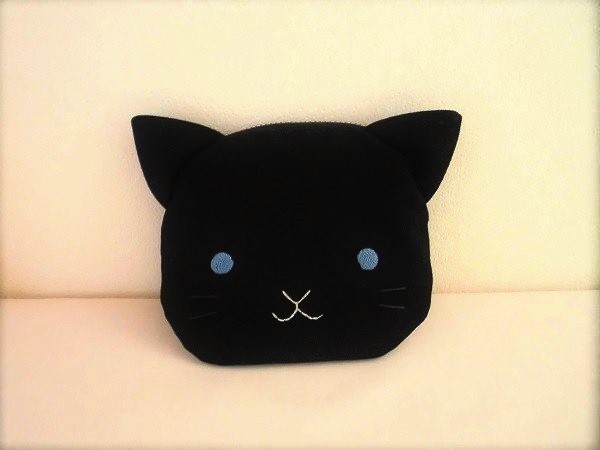 青い目の黒猫ポーチ Iichi ハンドメイド クラフト作品 手仕事品の通販