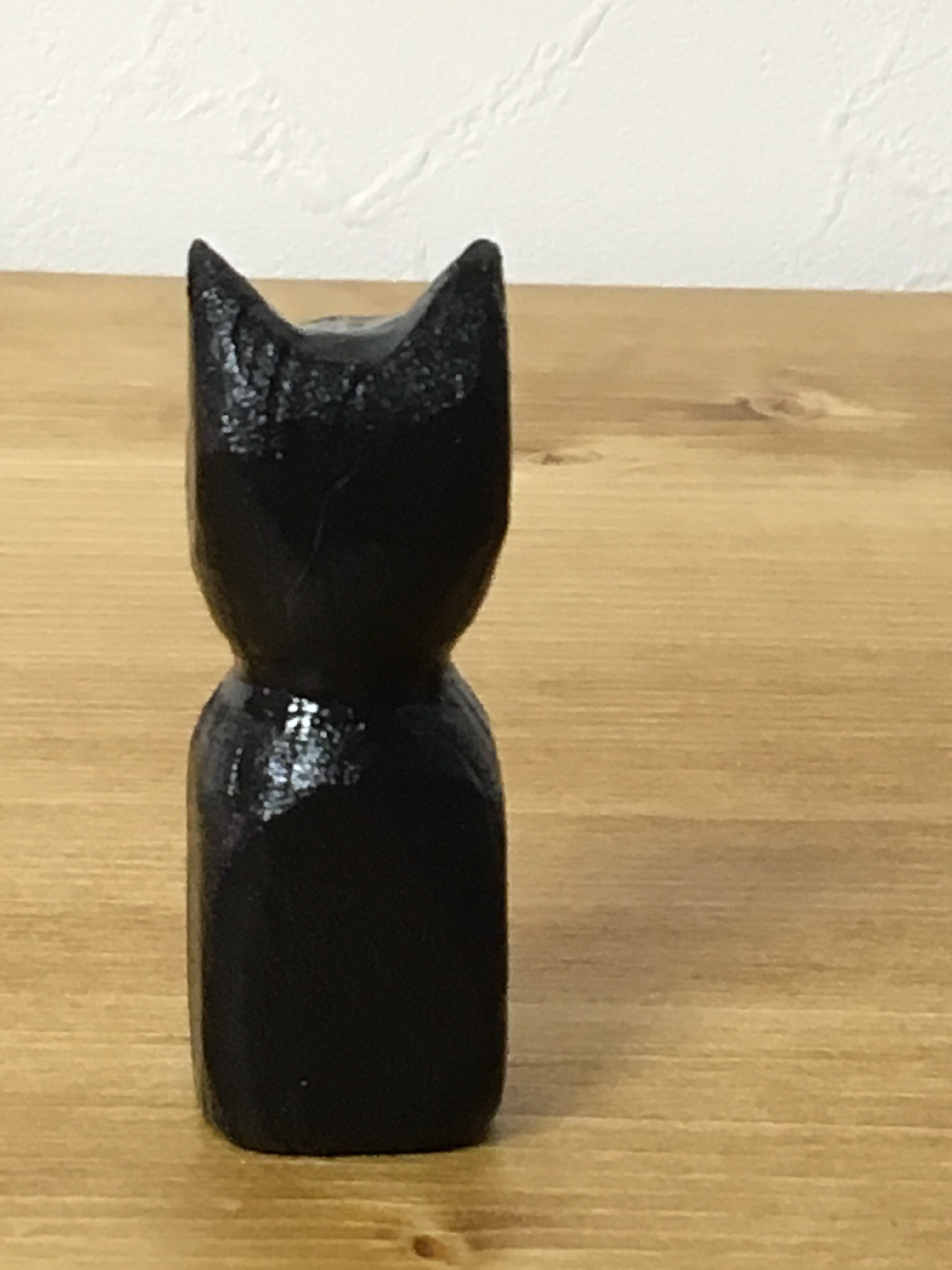 木彫り猫 黒猫  iichi ハンドメイド・クラフト作品・手仕事品の通販