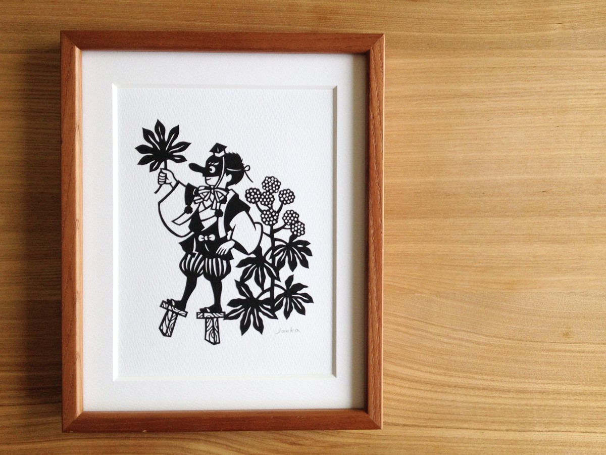 花の切り絵「ヤツデ」 | iichi ハンドメイド・クラフト作品・手仕事品 ...