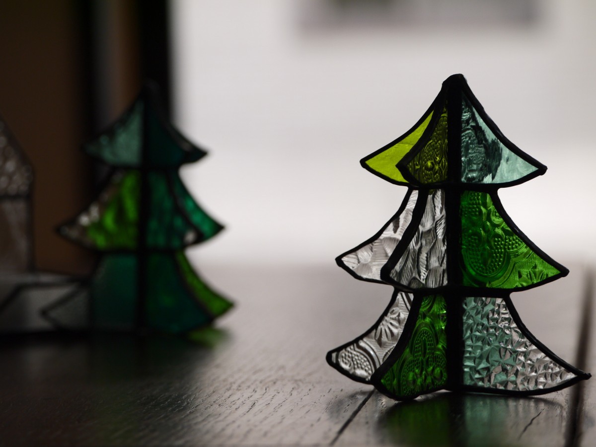 ステンドグラス クリスマスツリー ｆ Iichi ハンドメイド クラフト作品 手仕事品の通販