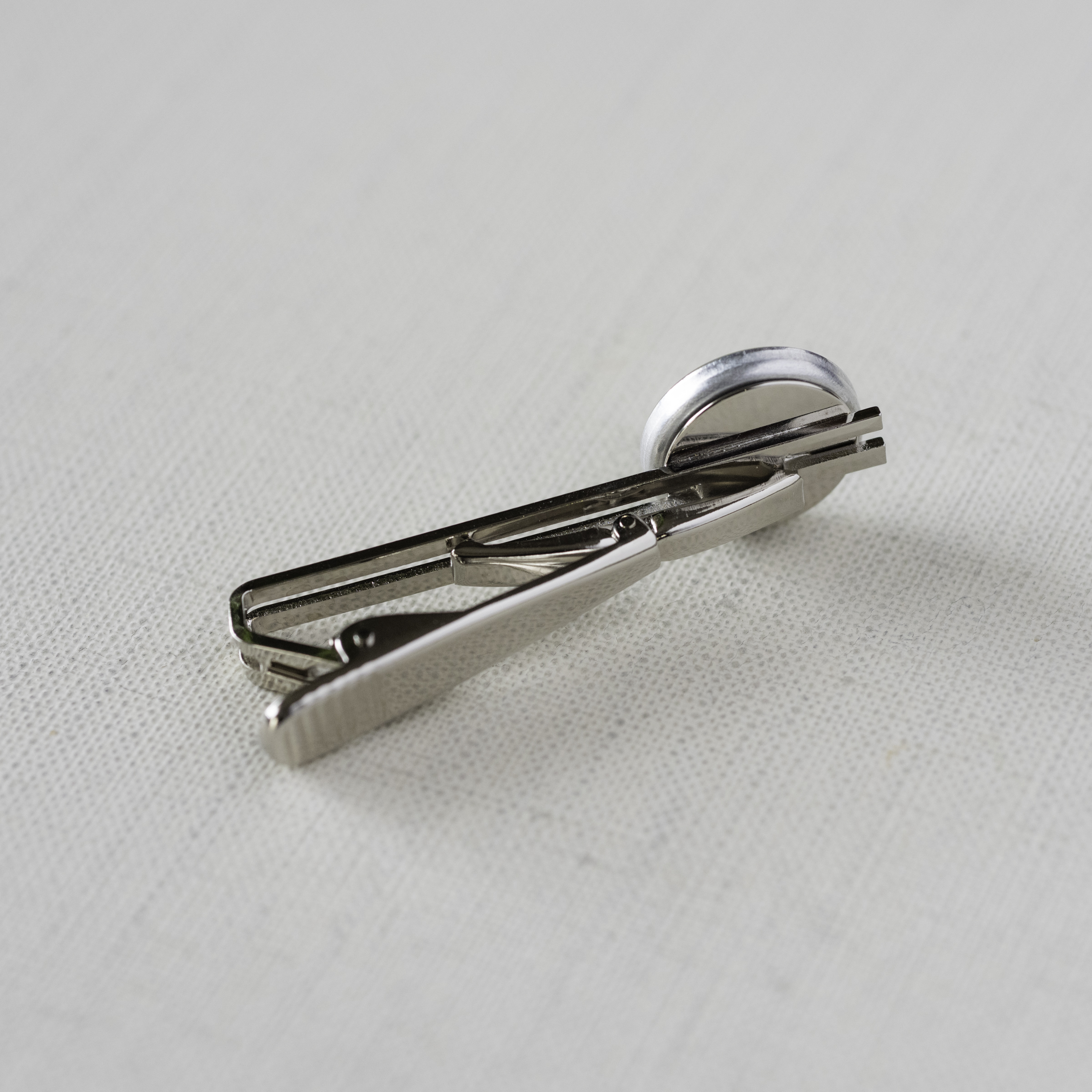 ネクタイピンm11 うさぎのおしり Iichi ハンドメイド クラフト作品 手仕事品の通販