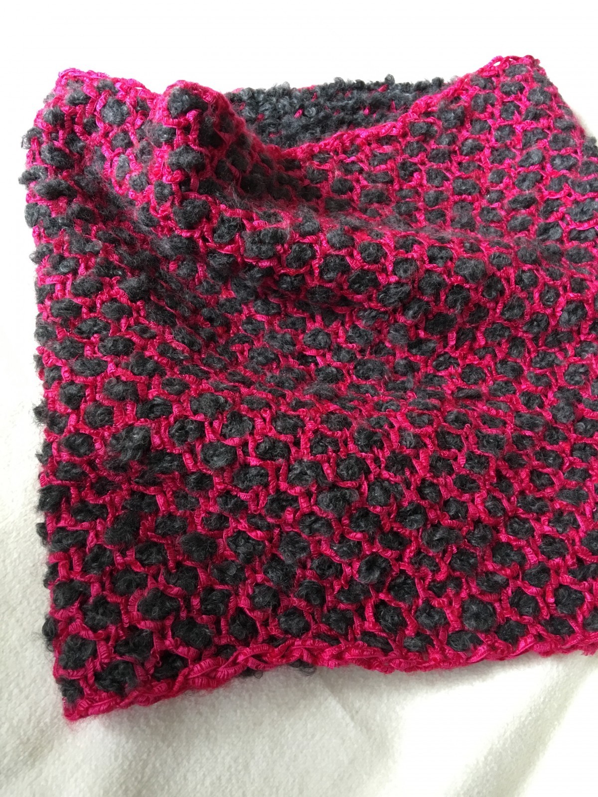 あったかネックウォーマー ショッキングピンクとグレーは大親友 Iichi ハンドメイド クラフト作品 手仕事品の通販