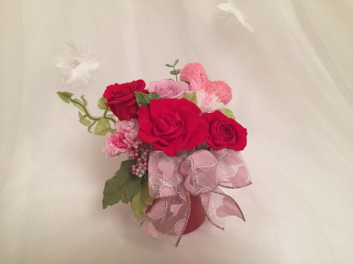 プリザーブドフラワーのバレンタインアレンジ Iichi ハンドメイド クラフト作品 手仕事品の通販