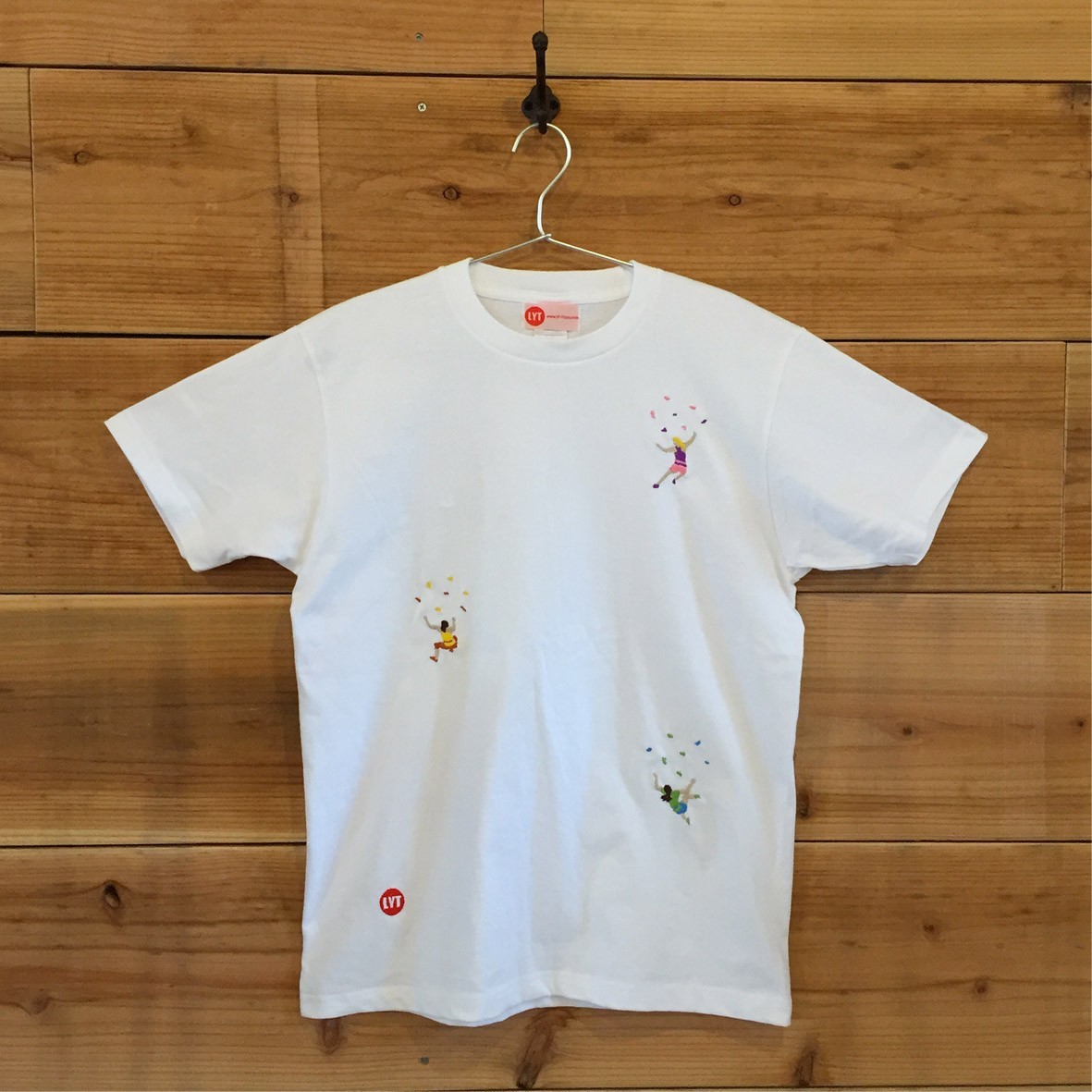 ボルダリング 刺繍 クルーネック Tシャツ Iichi ハンドメイド クラフト作品 手仕事品の通販