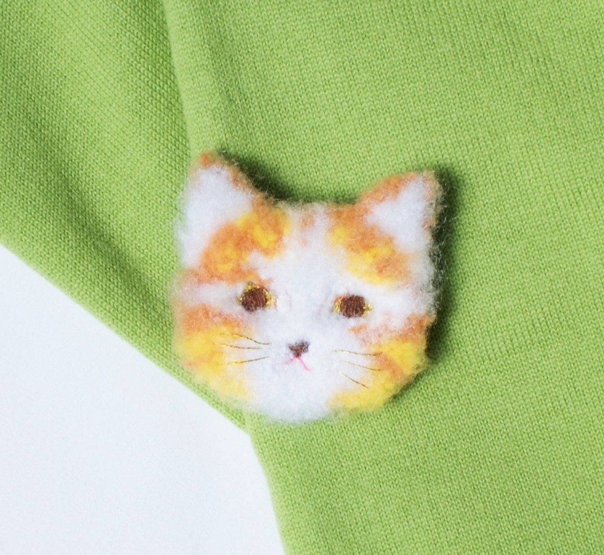 毛並み もふもふ手刺繍 ねこにゃんの ふわもふブローチ Iichi ハンドメイド クラフト作品 手仕事品の通販