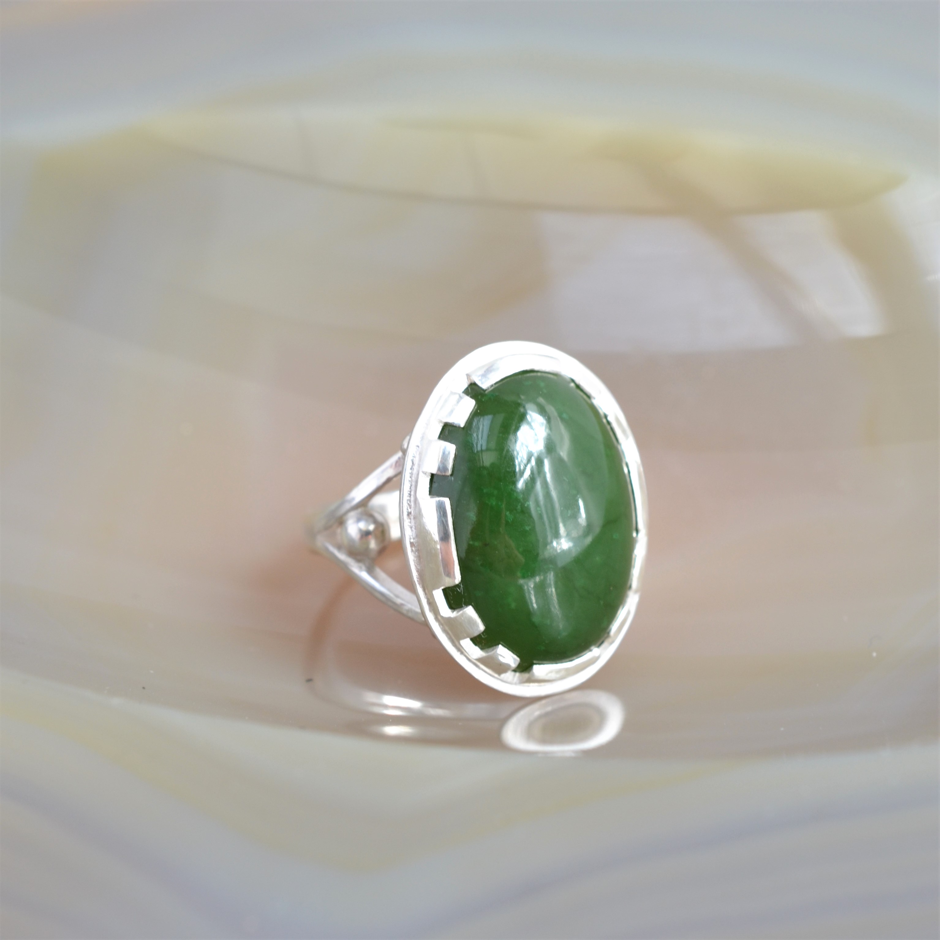 濃い緑色 ネフライトｒｉｎｇ 74 Iichi ハンドメイド クラフト作品 手仕事品の通販