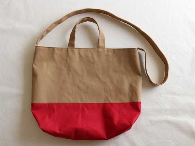 受注製作 アーモンド イチゴ 倉敷産帆布使用2way Iichi ハンドメイド クラフト作品 手仕事品の通販