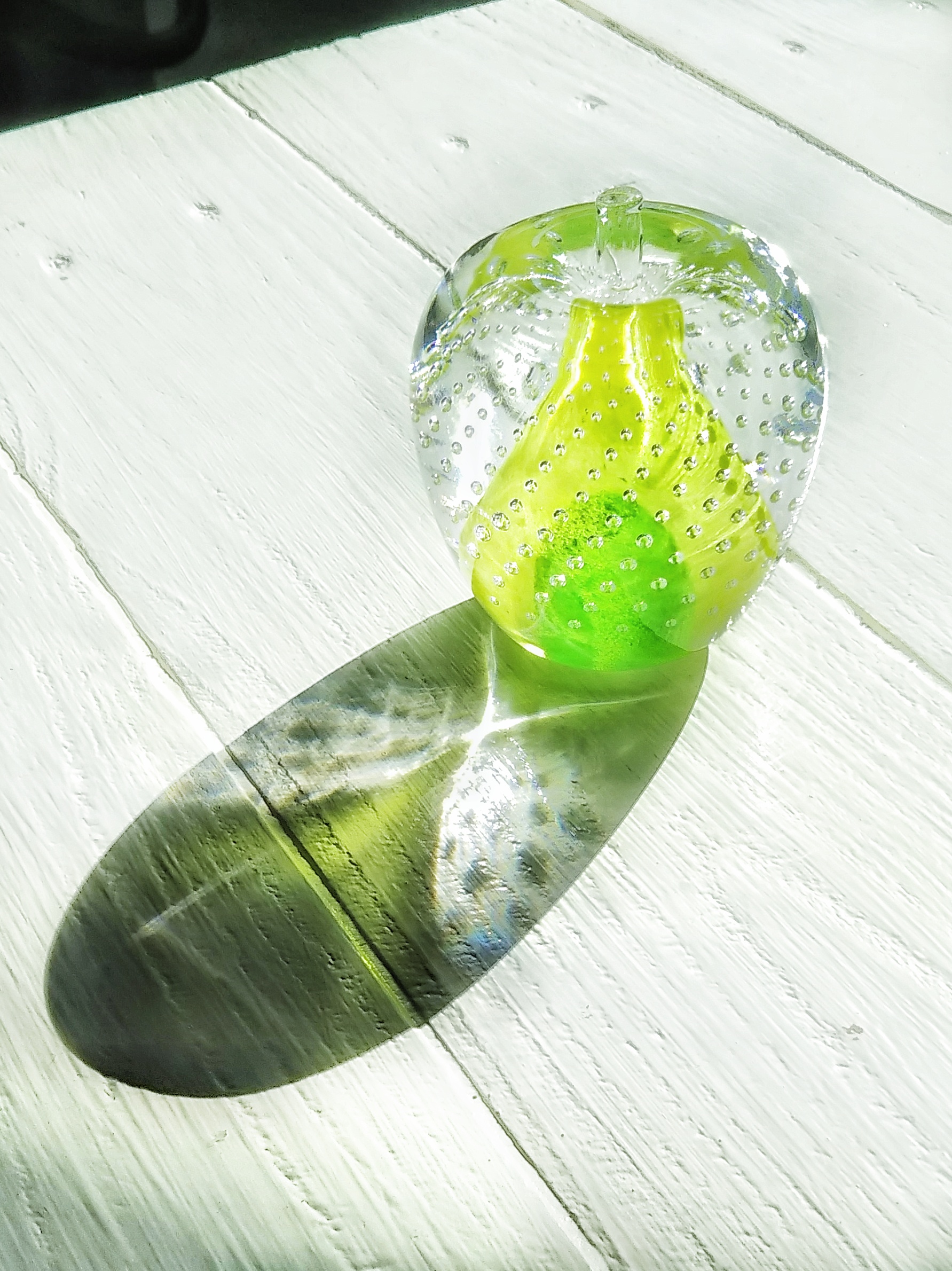 ガラスのリンゴ 緑 ご注文前にメッセージをお願い致します Iichi ハンドメイド クラフト作品 手仕事品の通販