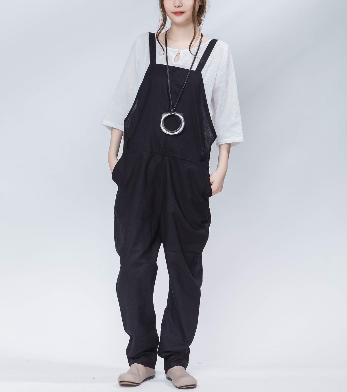 黒 リネンのサスペンダーパンツ Iichi ハンドメイド クラフト作品 手仕事品の通販