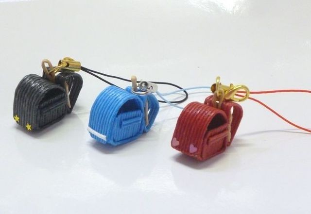 可愛いミニチュア ランドセル型ストラップ Iichi ハンドメイド クラフト作品 手仕事品の通販