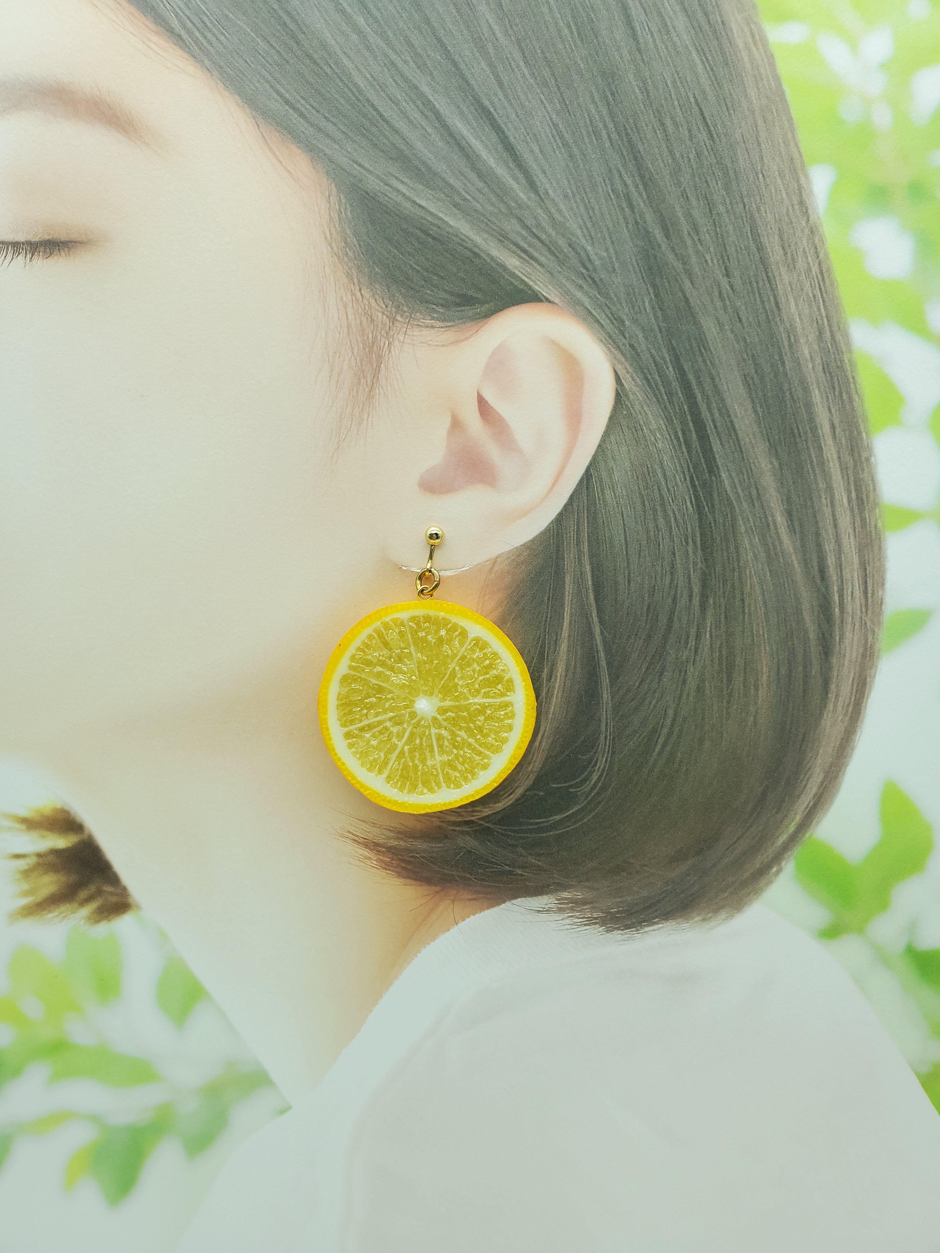 リアルなフルーツイヤリング レモン両面大 | iichi ハンドメイド・クラフト作品・手仕事品の通販