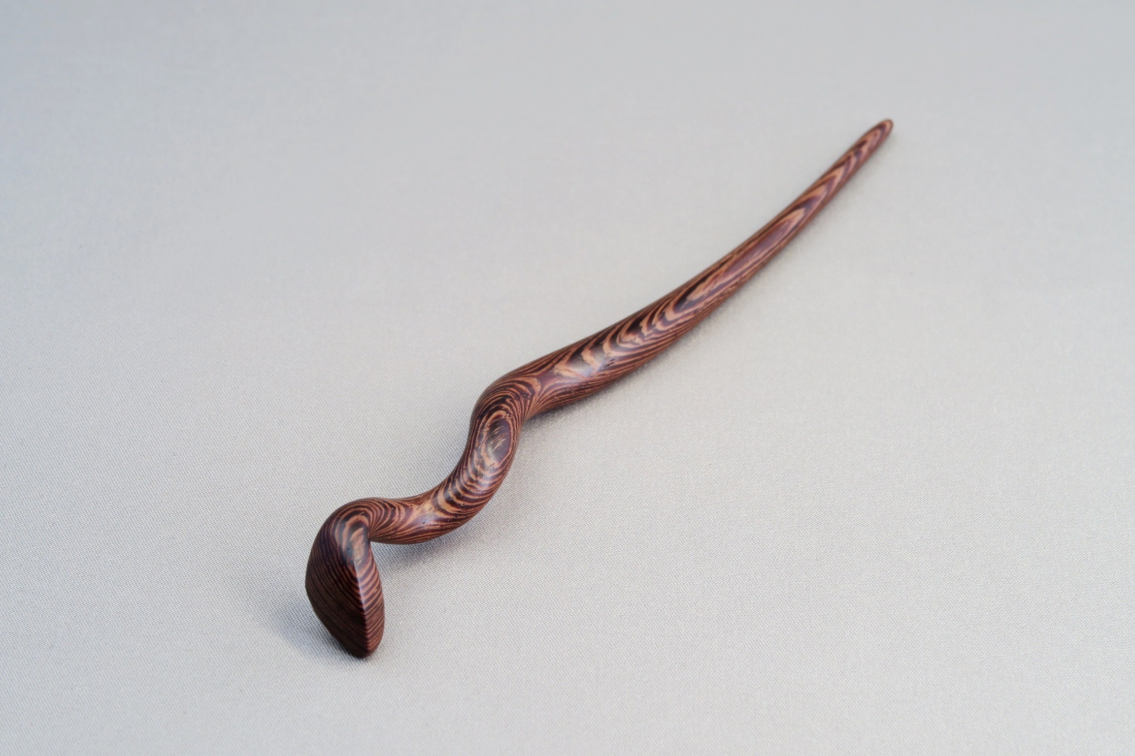木製 蛇のかんざし ｍサイズ Mts ムラサキタガヤサン Iichi ハンドメイド クラフト作品 手仕事品の通販