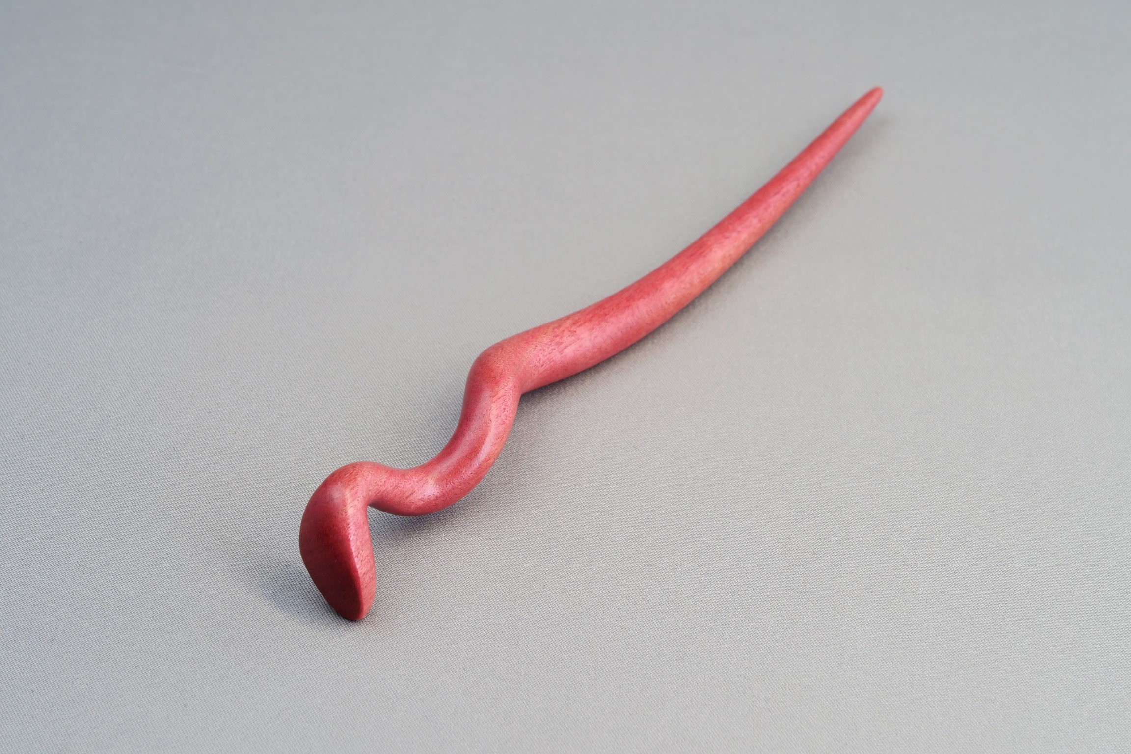 木製 蛇のかんざし ｍサイズ Pi ピンクアイボリー Iichi ハンドメイド クラフト作品 手仕事品の通販