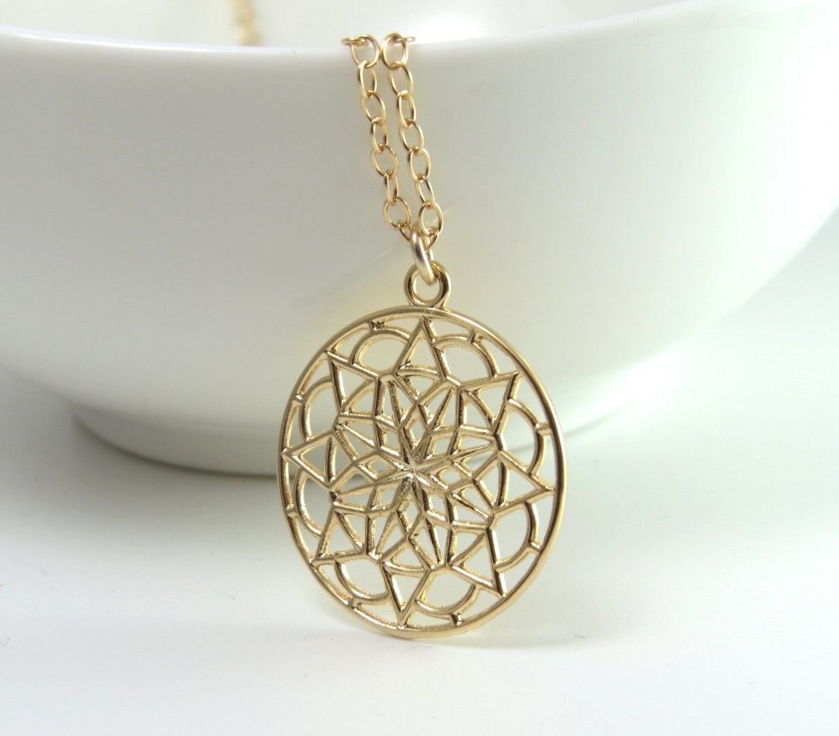 24kgp Mandala Necklace 曼荼羅ネックレス 花ネックレス Iichi ハンドメイド クラフト作品 手仕事品の通販