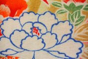 ｍ0003　手鞠・扇子紋様子供着物ハギレ☆古布・古裂/型染め/絞り/錦紗縮緬
