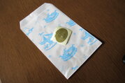 アップサイクル　フランス切手ブローチ10360