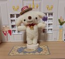 羊毛フェルト　　チェックリボンの麦わら帽子の 白い可愛いわんちゃん