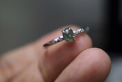 RG10-200 シルバー 氷種 深青緑 グアテマラ産 本翡翠 ヒスイ 指輪