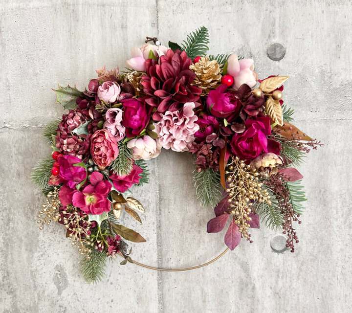 Rose & Dahlia ring wreath III
