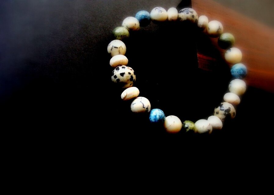 【sさまオーダー品】*ダルメシアンジャスパーとオパールのブレスレット