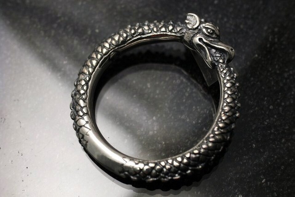 ウロボロス　リング　／　シルバー　蛇（竜）　リング