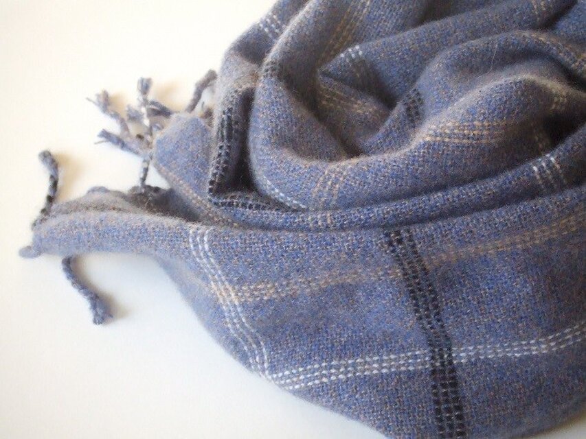 手織りカシミアマフラー・・インクブルー