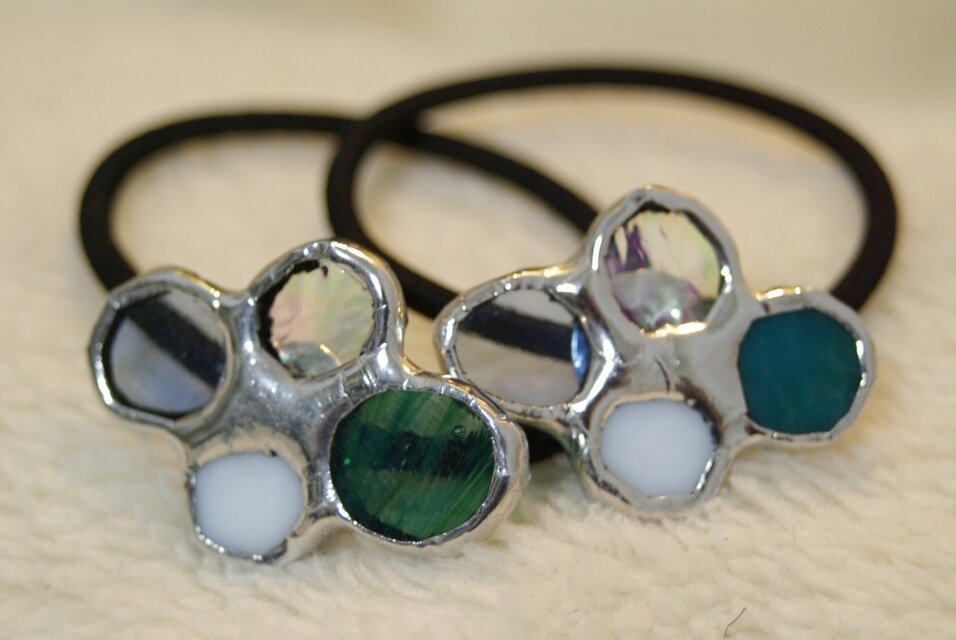 ステンドグラスのヘアゴム