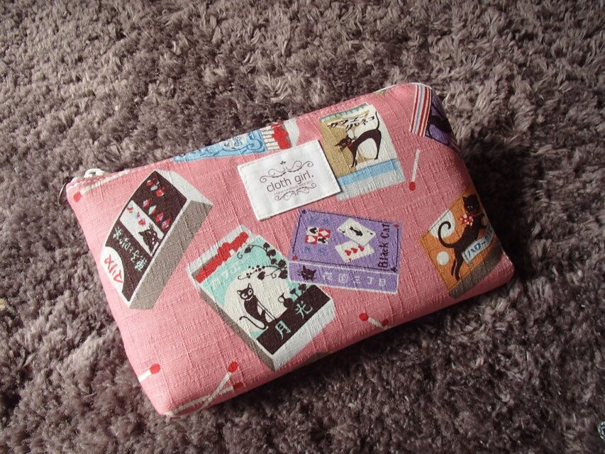 new 3DS LLポーチ◆黒猫カフェ・バーキャット(ピンク)