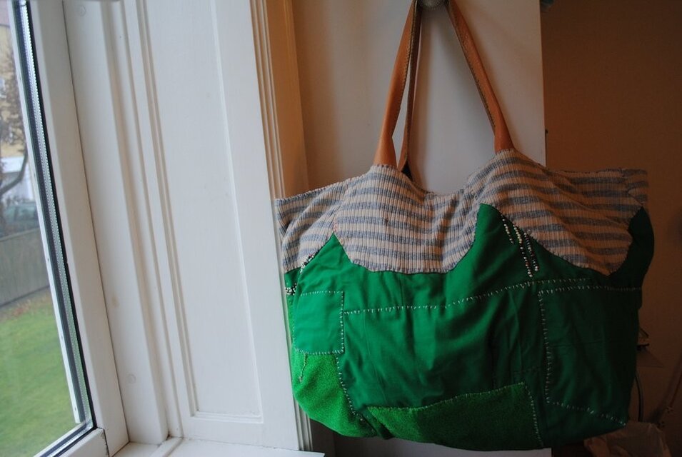 111044090　バッグ