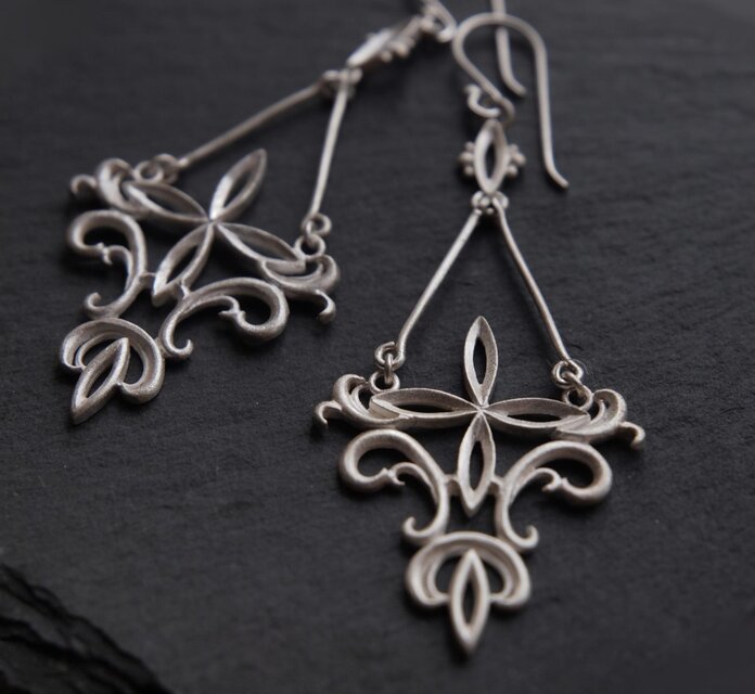 【受注製作】夜のピアス