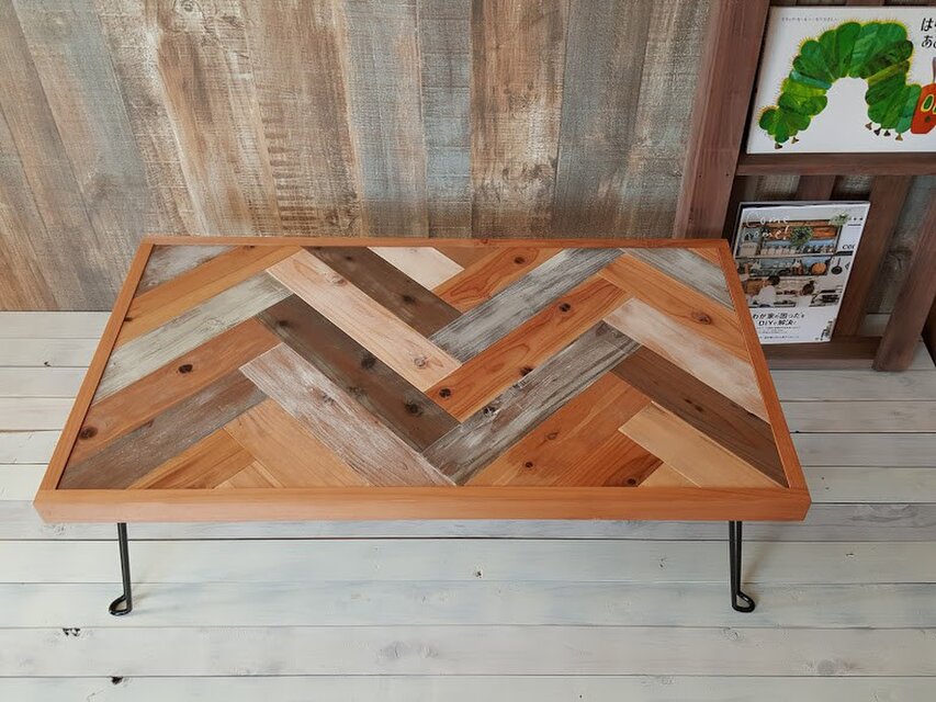 受注生産 ヘリンボーン柄のローテーブル（折りたたみテーブル 