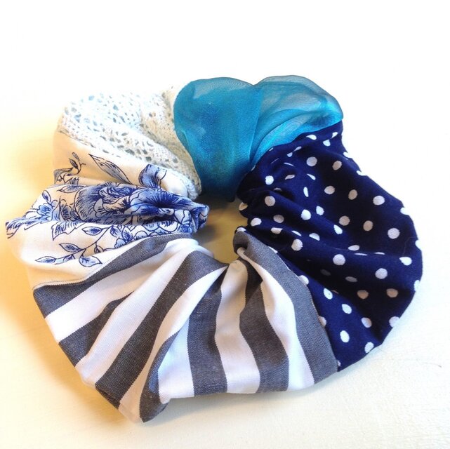 あおいろシュシュ