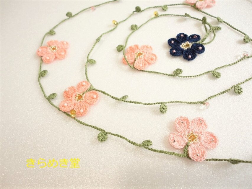 ピンクのお花畑ラリエット　新春