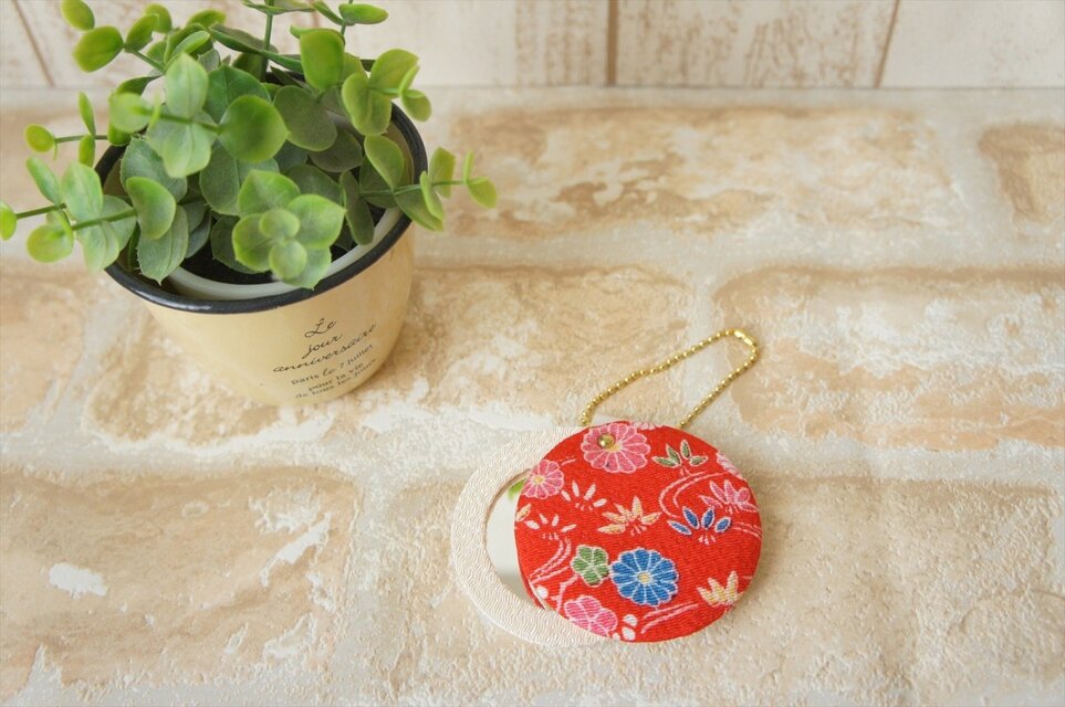 ☆*:.｡.　カルトナージュ♡携帯ミラー　.｡.:*☆