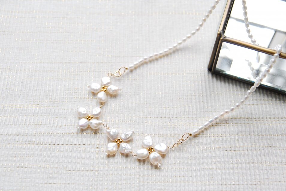 4つ花のネックレス１４kgf　（2way type)