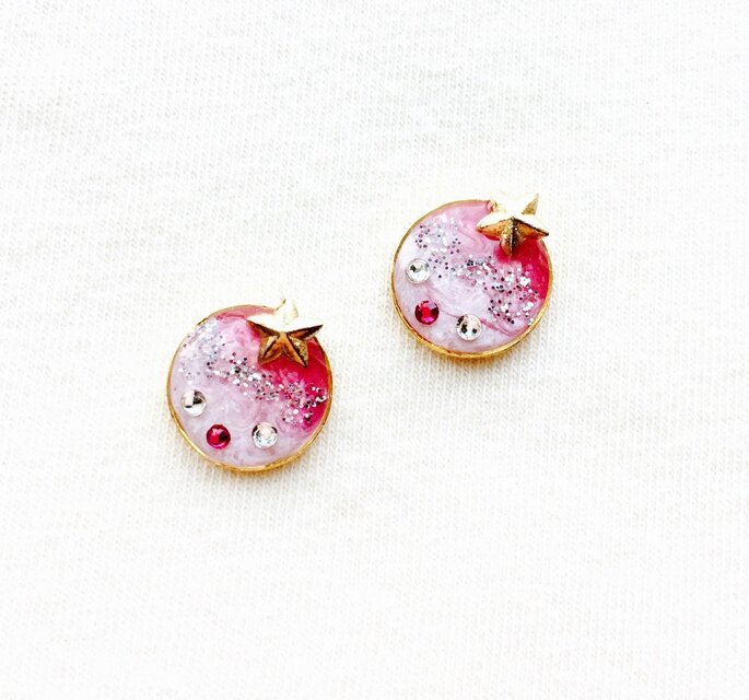 星の踊りピアス/イヤリング（ﾛｰｽﾞ）