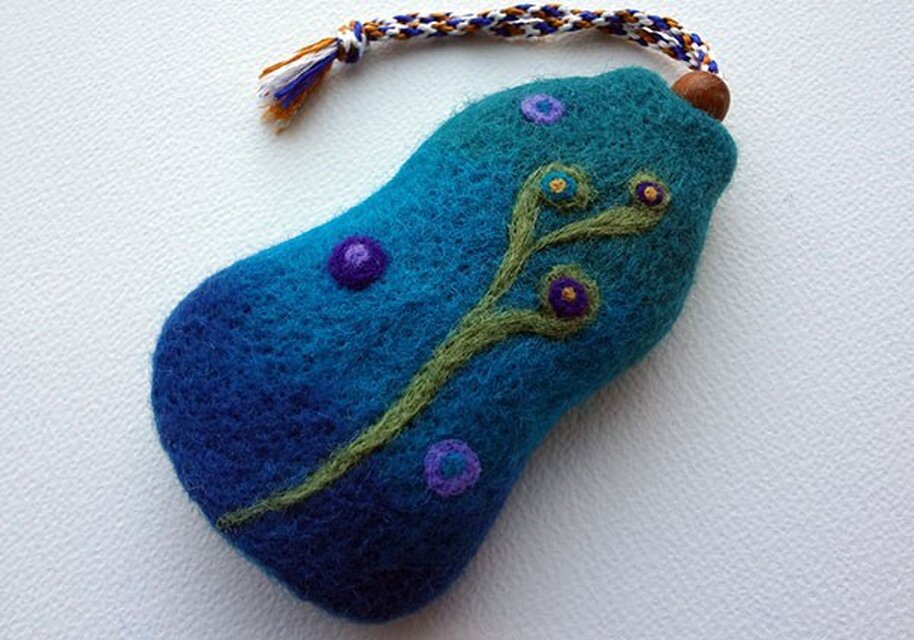フェルトのひょうたん型キーケース　ブルー　 CS0119