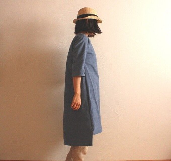 春色のシンプルAラインワンピース