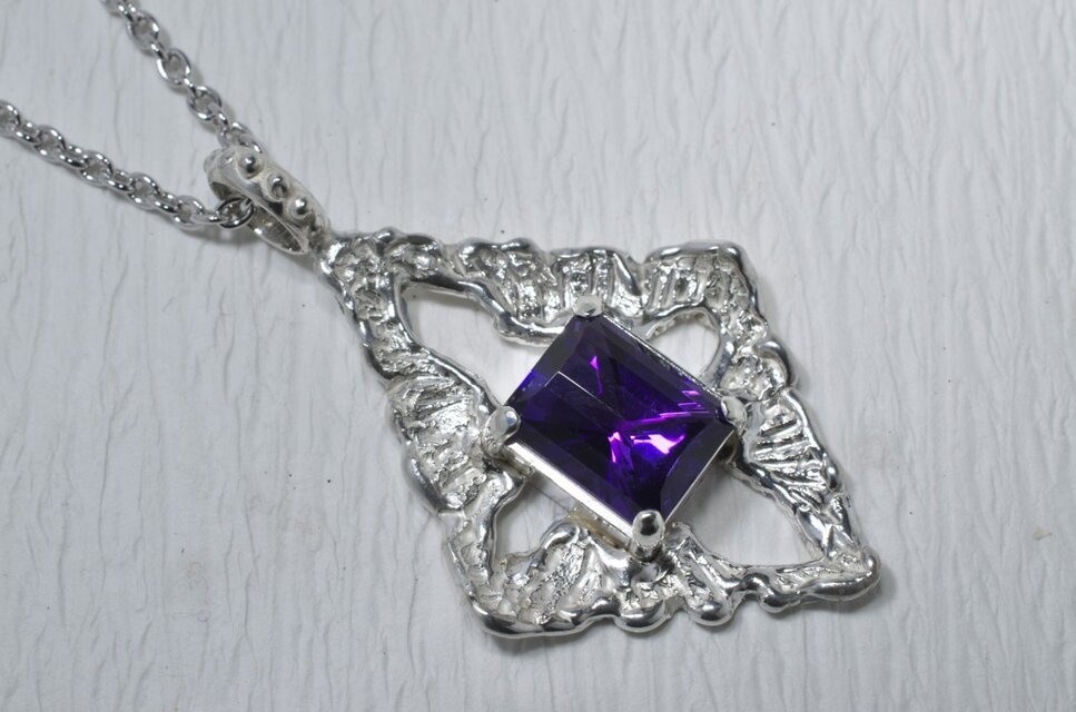 Sv  ボリュームUP！　アメシスト　ペンダントネックレス