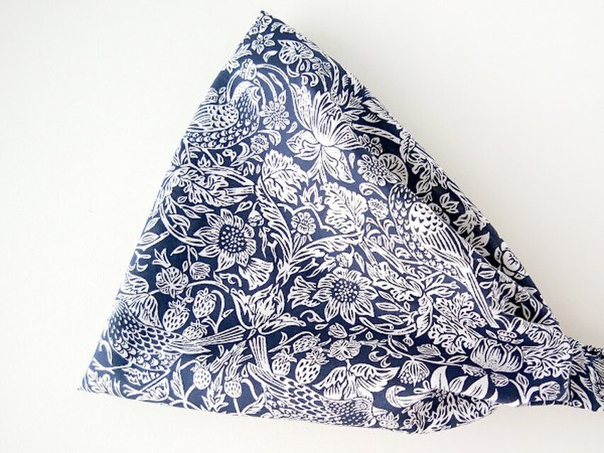 リバティ 幅広 ターバン風 ヘアバンド ストロベリーメドウ ネイビー New