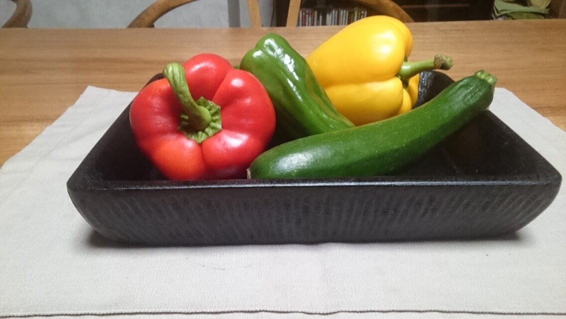 鉢（黒漆仕上げ）