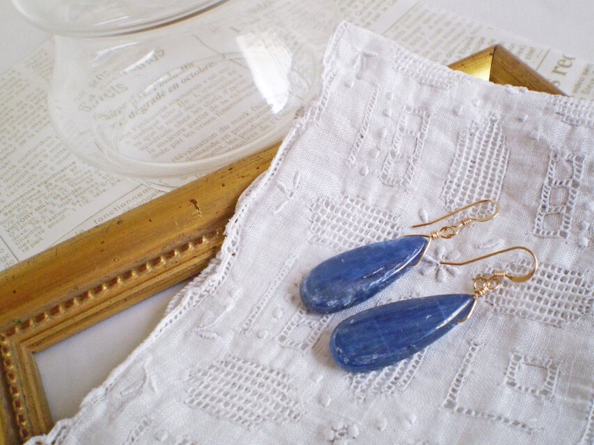 ◆14KGF◆　大粒カイヤナイトのピアス/イヤリング