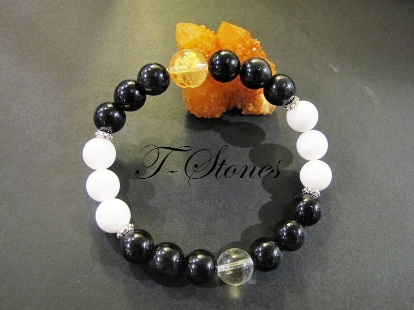 トリダクナ　オブシディアン　（保護作用のブレスレット）