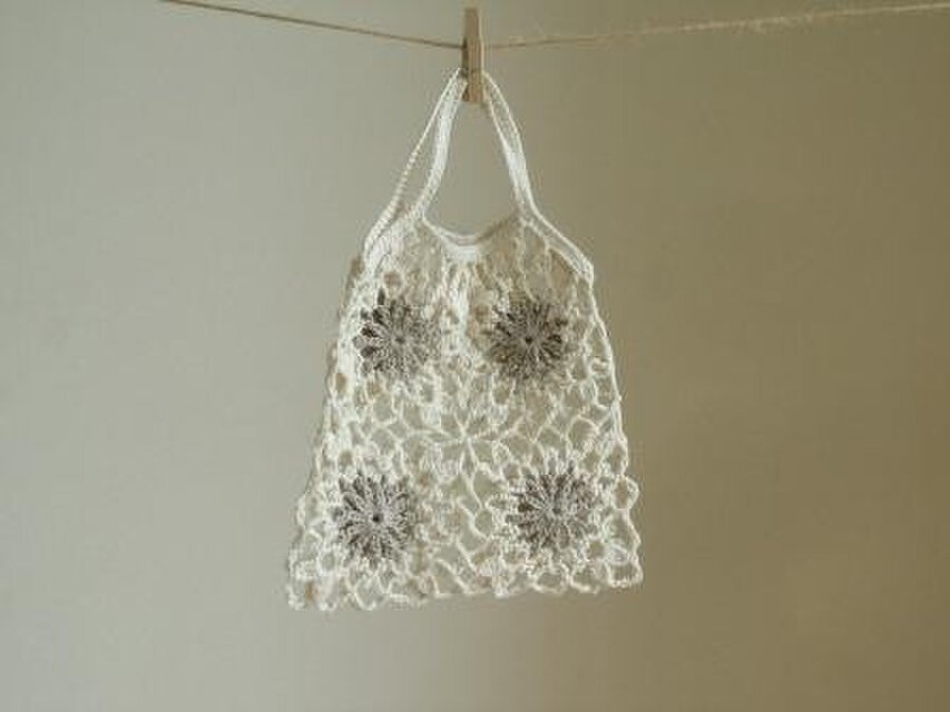 モチーフつなぎのちょこっとバッグ