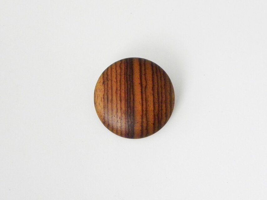 ブローチ -インディアン ローズウッド-